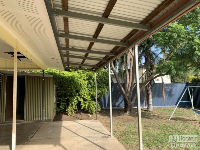 2 Daintree Street, Clermont QLD 4721