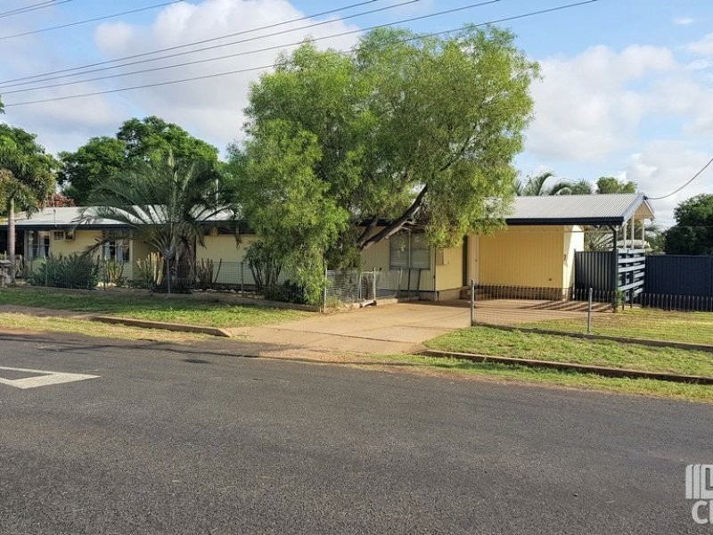 2 Daintree Street, Clermont QLD 4721