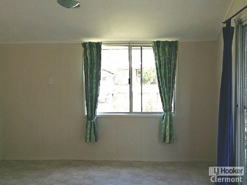 56 Monash Street, Clermont QLD 4721