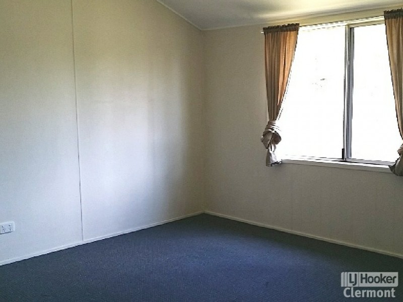 56 Monash Street, Clermont QLD 4721