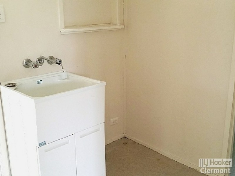 56 Monash Street, Clermont QLD 4721
