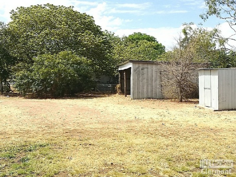 56 Monash Street, Clermont QLD 4721