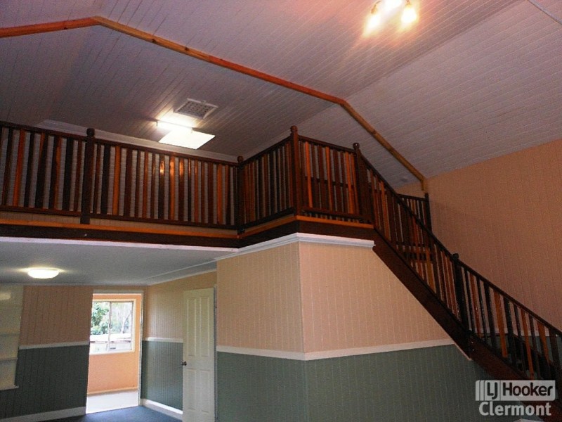 70 Cotton Patch Lane, Clermont QLD 4721