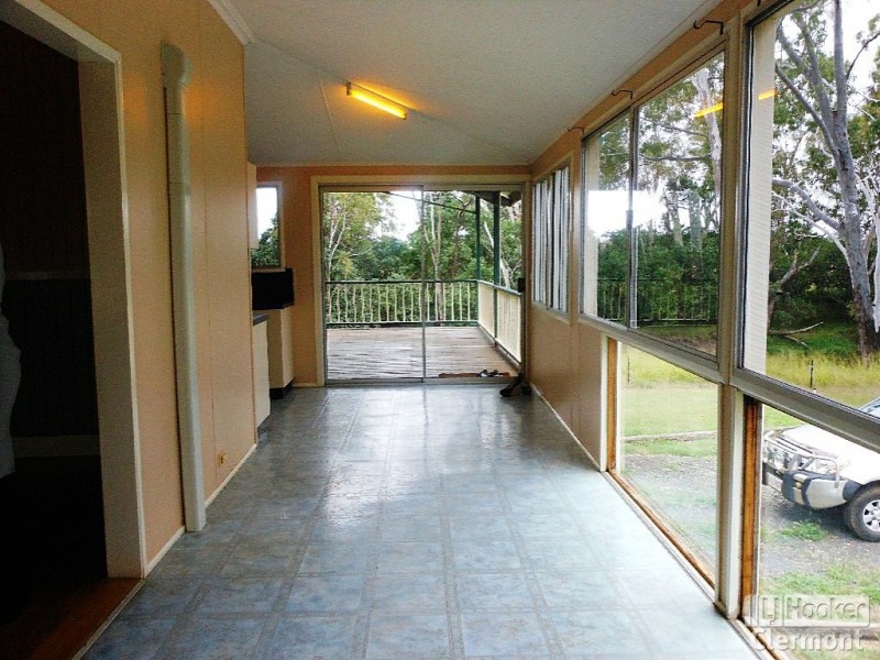 70 Cotton Patch Lane, Clermont QLD 4721