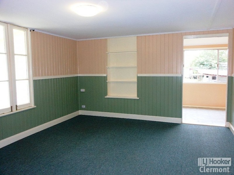 70 Cotton Patch Lane, Clermont QLD 4721