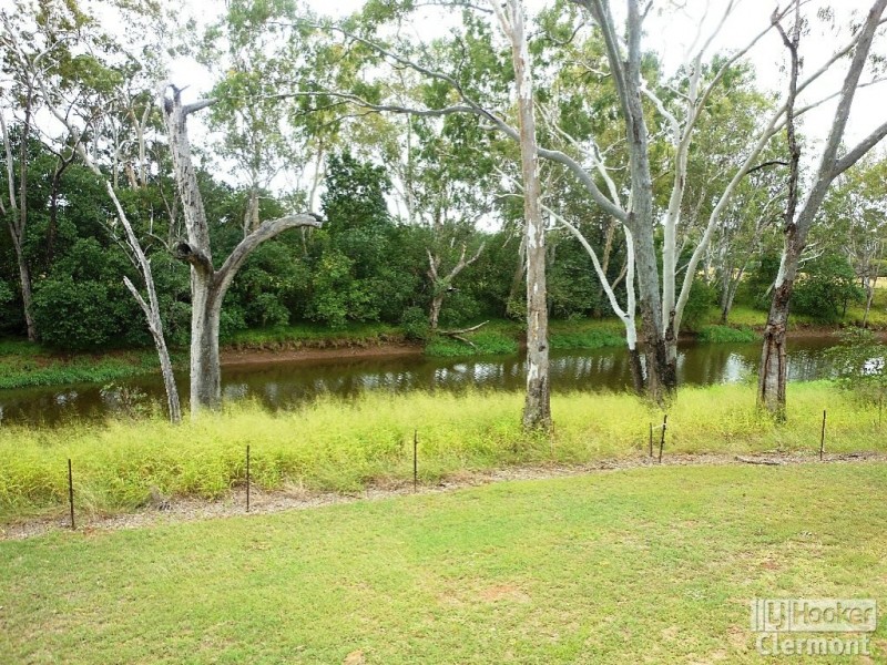 70 Cotton Patch Lane, Clermont QLD 4721