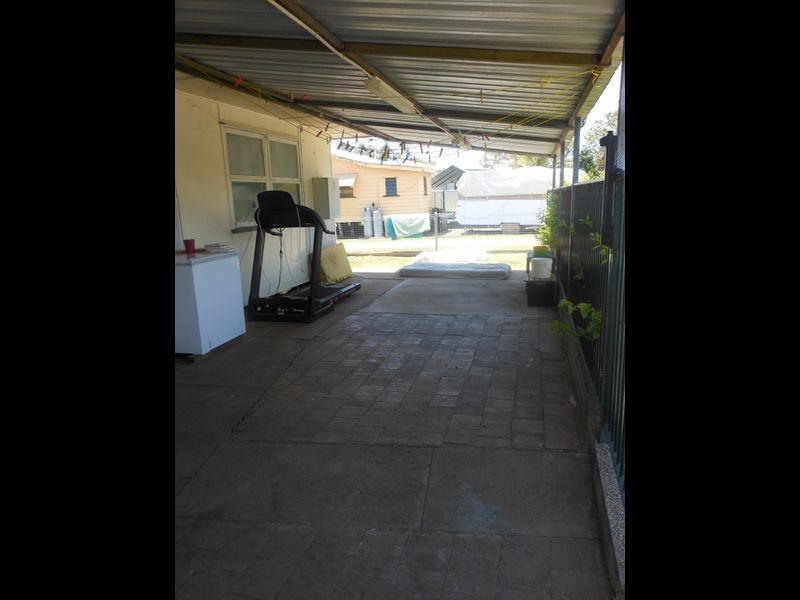 33 Jellicoe Street, Clermont QLD 4721