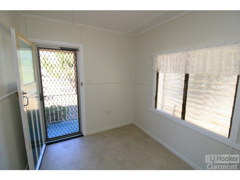 20 Playfair Street, Clermont QLD 4721