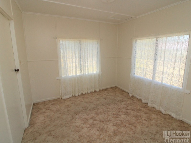 20 Playfair Street, Clermont QLD 4721