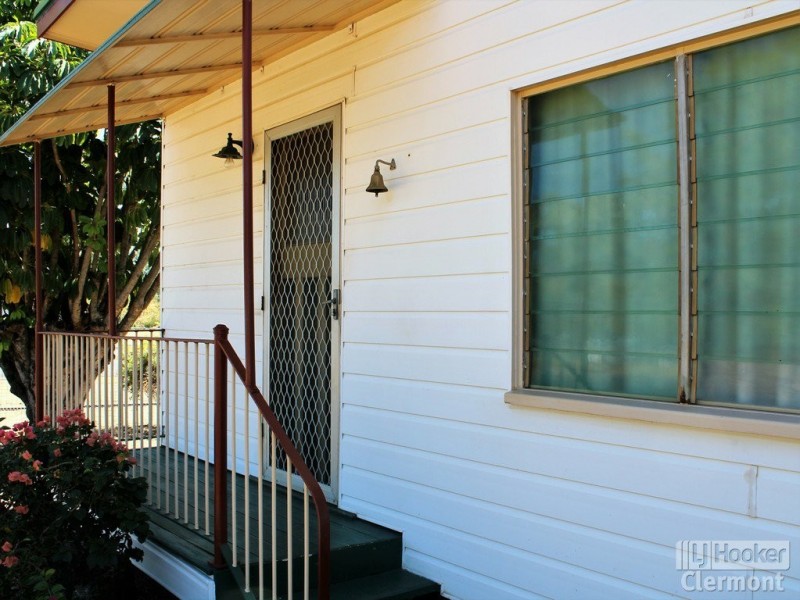 20 Playfair Street, Clermont QLD 4721