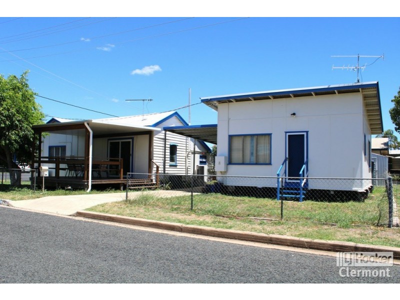 2 Kitchener Street, Clermont QLD 4721