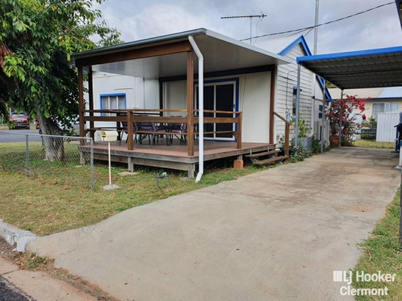 2 Kitchener Street, Clermont QLD 4721