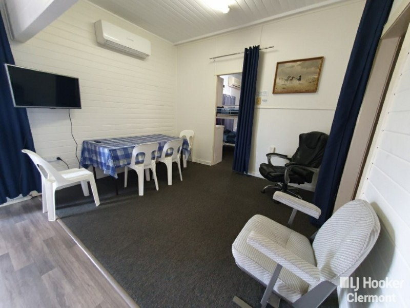 2 Kitchener Street, Clermont QLD 4721