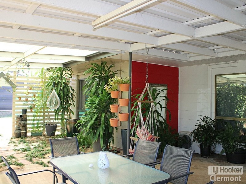 63 Carina Crescent, Clermont QLD 4721