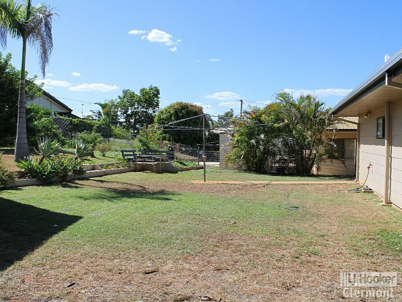 63 Carina Crescent, Clermont QLD 4721