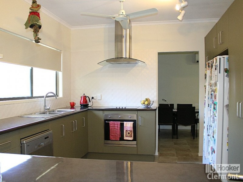 63 Carina Crescent, Clermont QLD 4721