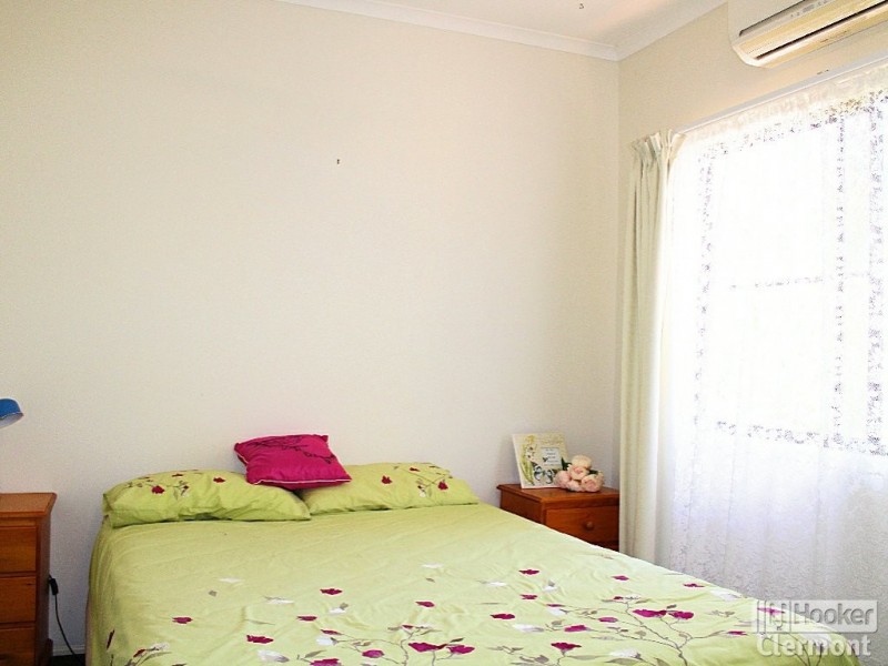 63 Carina Crescent, Clermont QLD 4721