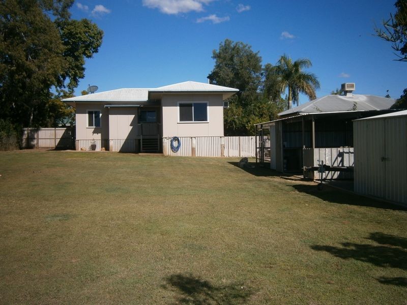16 Sirius Street, Clermont QLD 4721