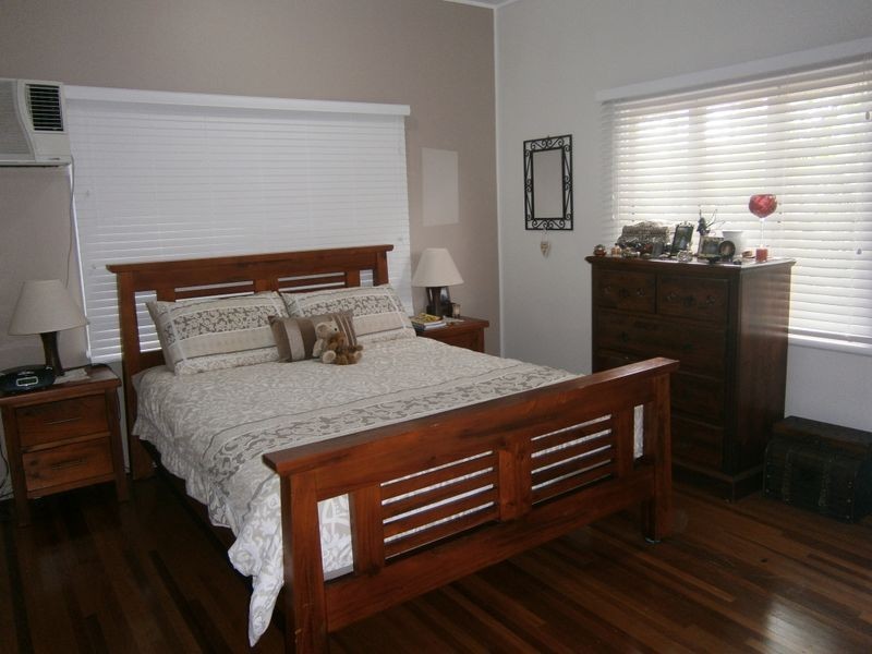 16 Sirius Street, Clermont QLD 4721