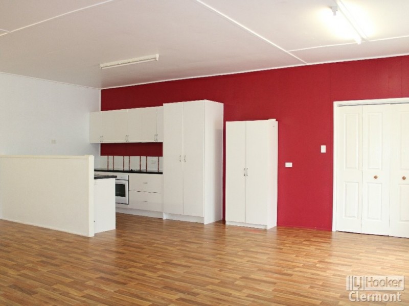 28 Beatty Street, Clermont QLD 4721