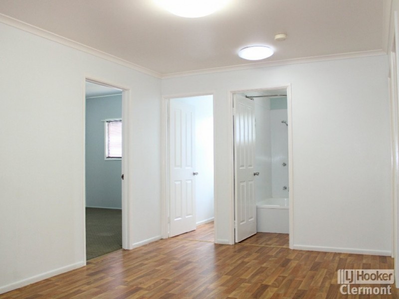 28 Beatty Street, Clermont QLD 4721