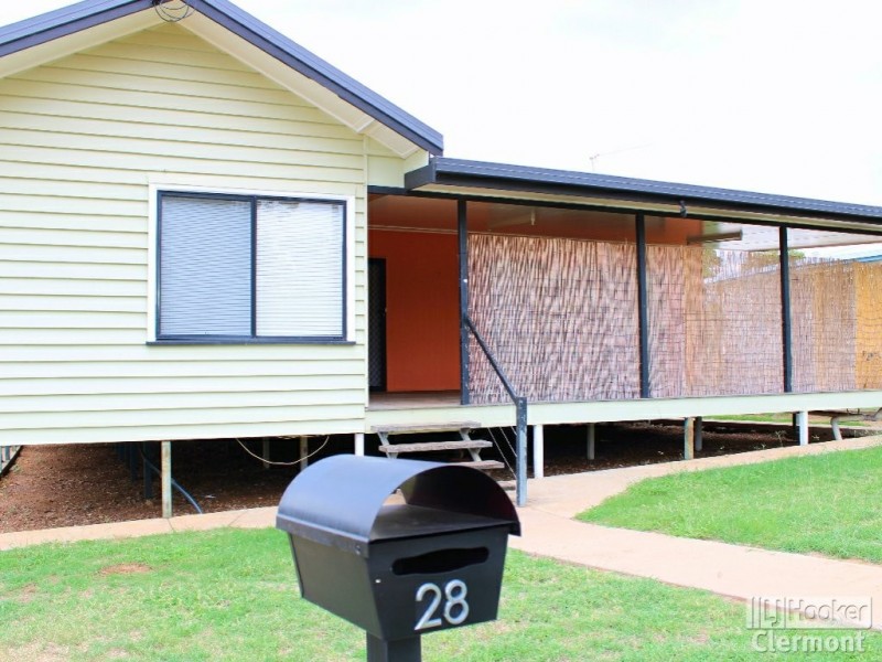 28 Beatty Street, Clermont QLD 4721