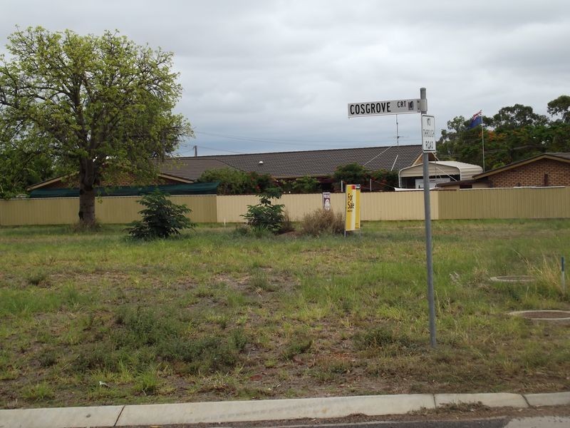 2 Cosgrove Court, Clermont QLD 4721