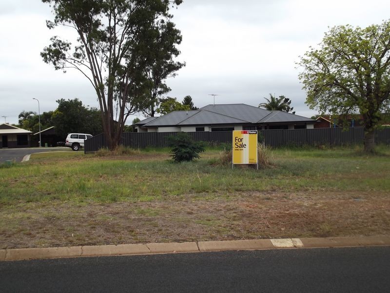 2 Cosgrove Court, Clermont QLD 4721