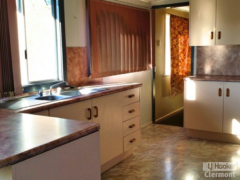 38 French Street, Clermont QLD 4721