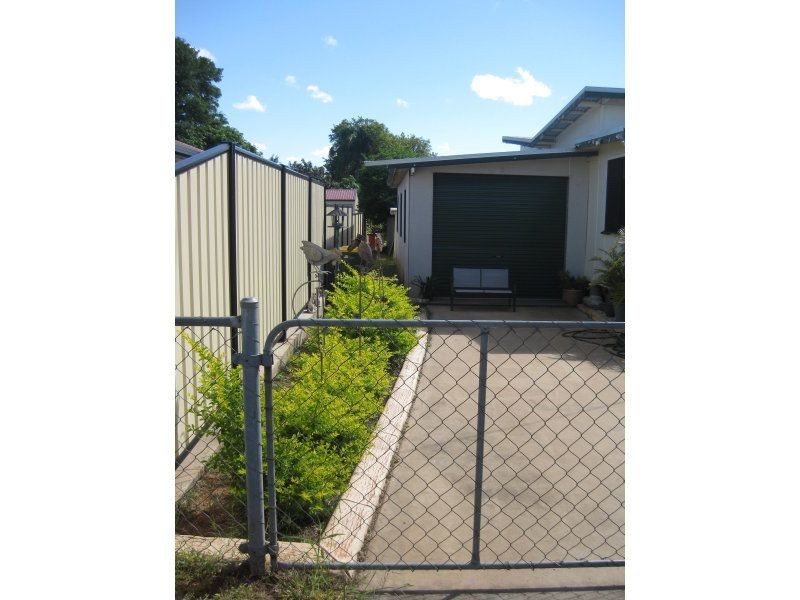 30 Jellicoe Street, Clermont QLD 4721