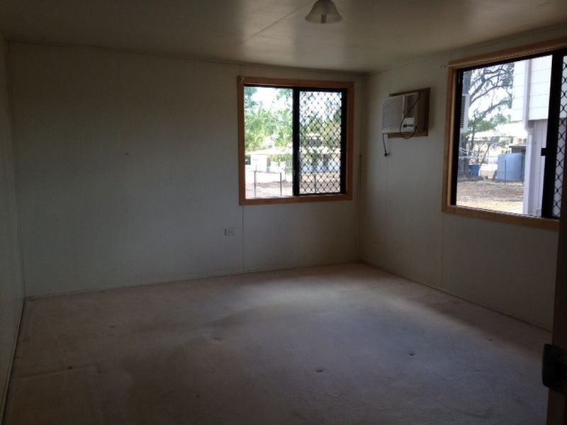 30 Jellicoe Street, Clermont QLD 4721