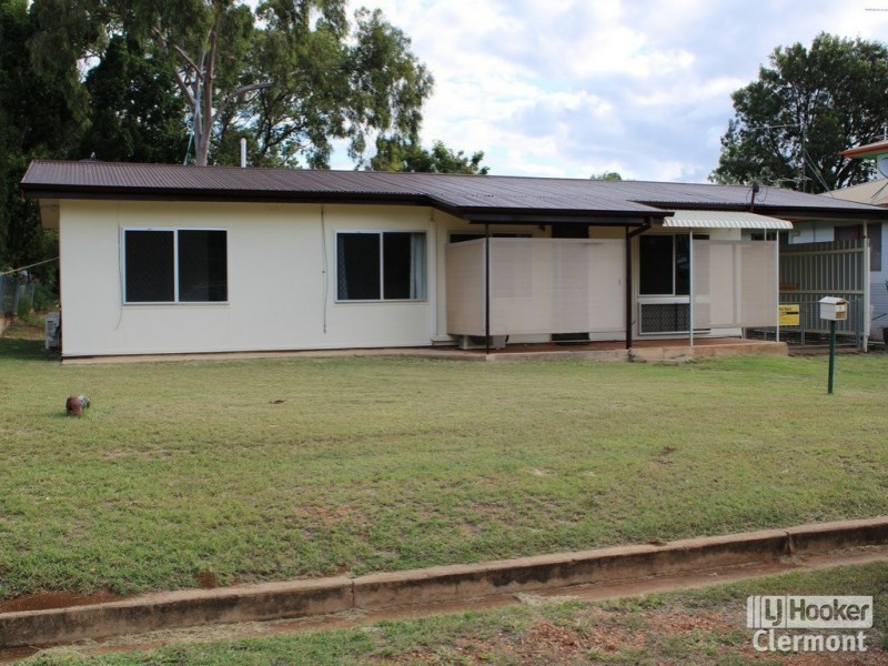 5 French Court, Clermont QLD 4721