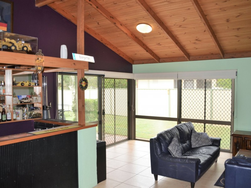 26 Collins Street, Clermont QLD 4721