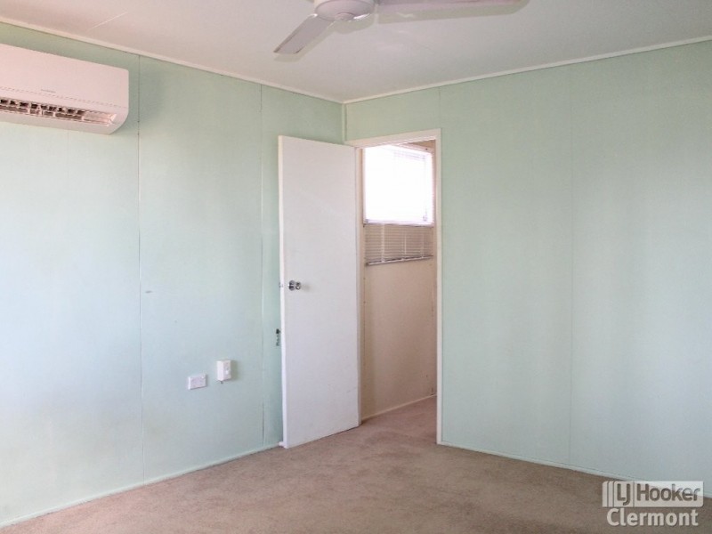 27 Beatty Street, Clermont QLD 4721