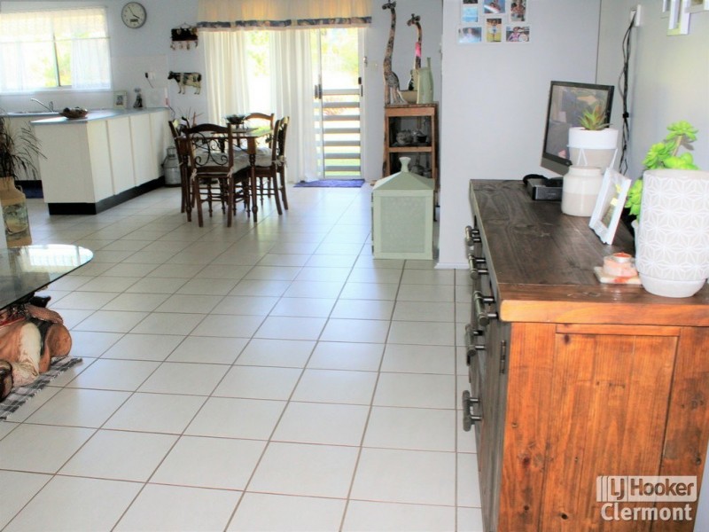 5 Derrett Court, Clermont QLD 4721
