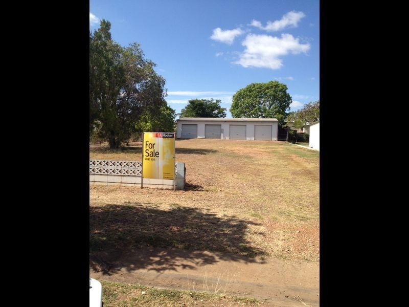 27 BOX STREET, Clermont QLD 4721
