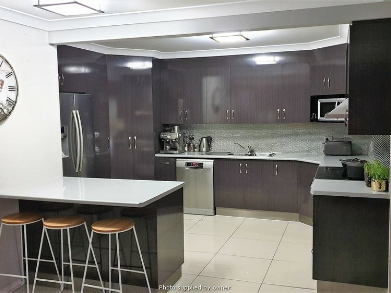 6 Howard Court, Clermont QLD 4721