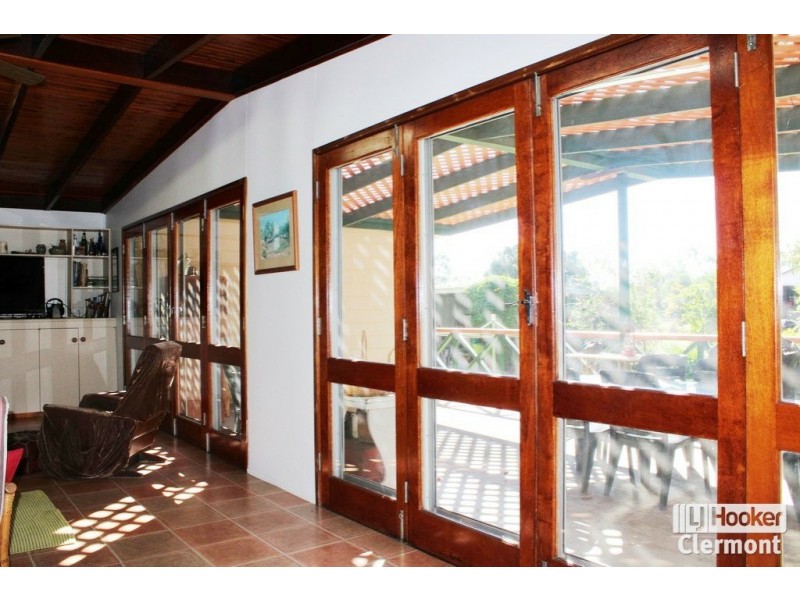 66 Box Street, Clermont QLD 4721