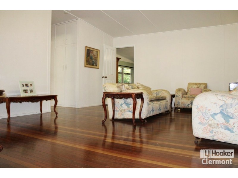 66 Box Street, Clermont QLD 4721