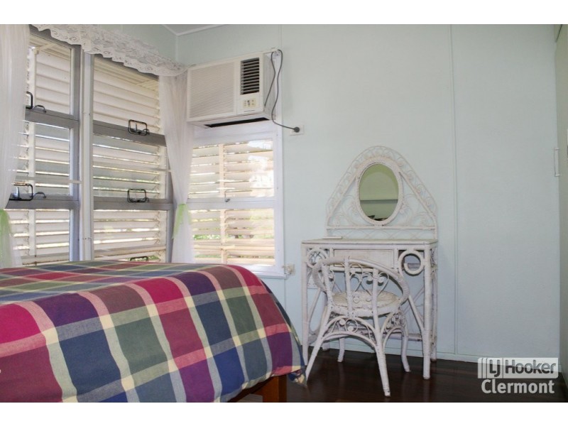 66 Box Street, Clermont QLD 4721