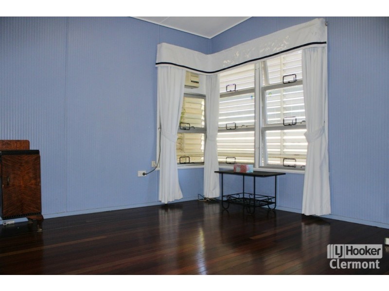 66 Box Street, Clermont QLD 4721