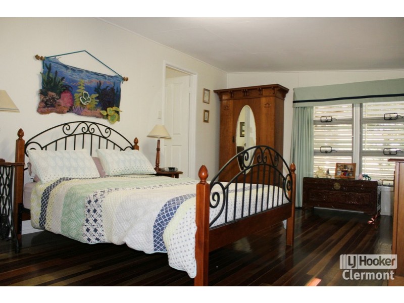 66 Box Street, Clermont QLD 4721