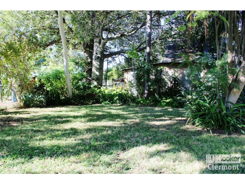 66 Box Street, Clermont QLD 4721