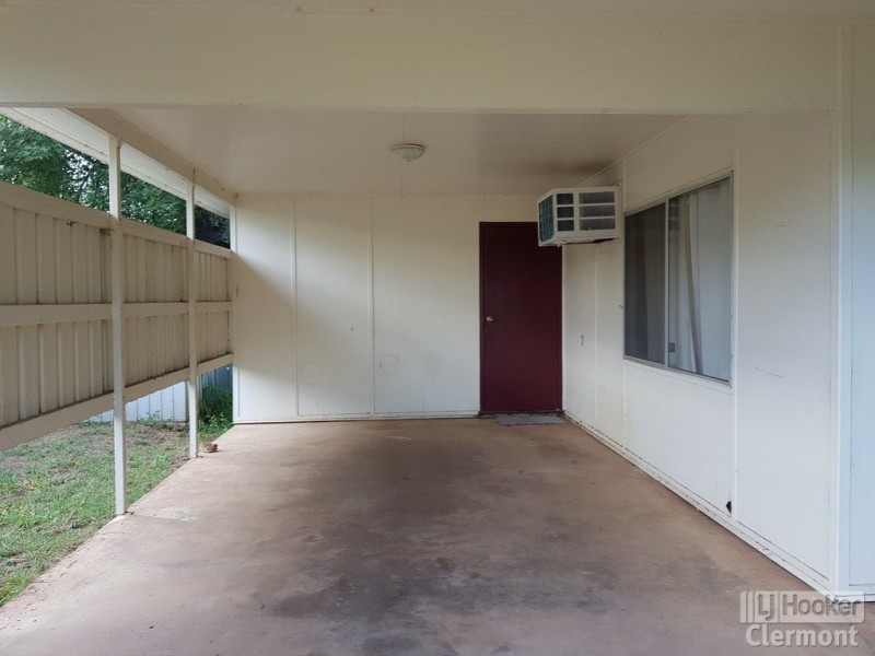 Unit 1 & 2/26 Kitchener Street, Clermont QLD 4721