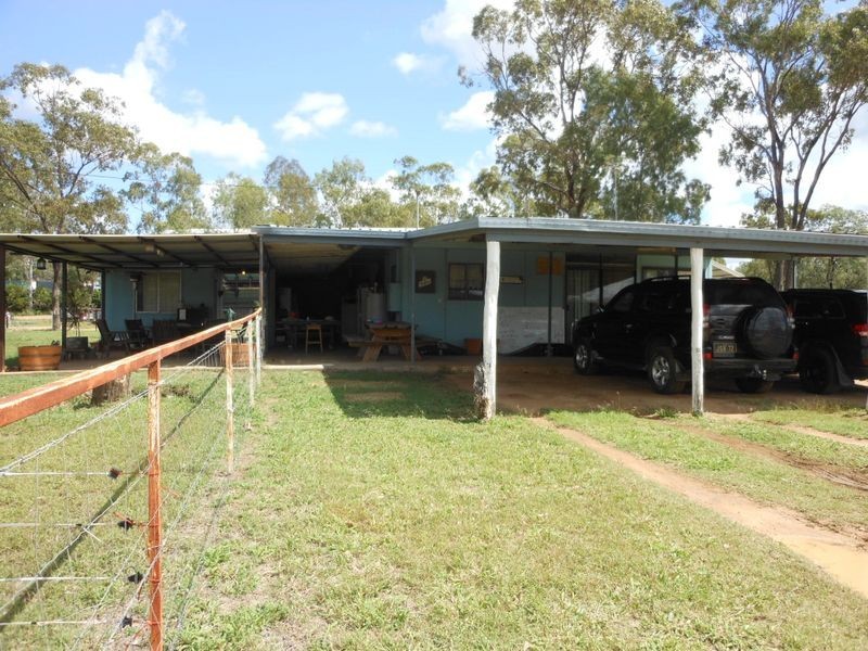 15707 Gregory Highway, Clermont QLD 4721