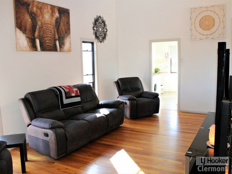 12 Nugget Lane, Clermont QLD 4721