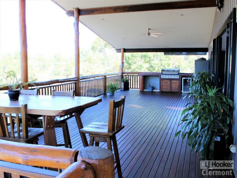 12 Nugget Lane, Clermont QLD 4721