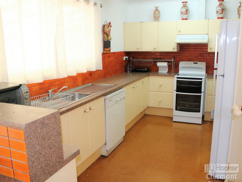 25 Francis Street, Clermont QLD 4721