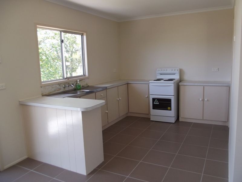 8 BLAMEY STREET, Clermont QLD 4721