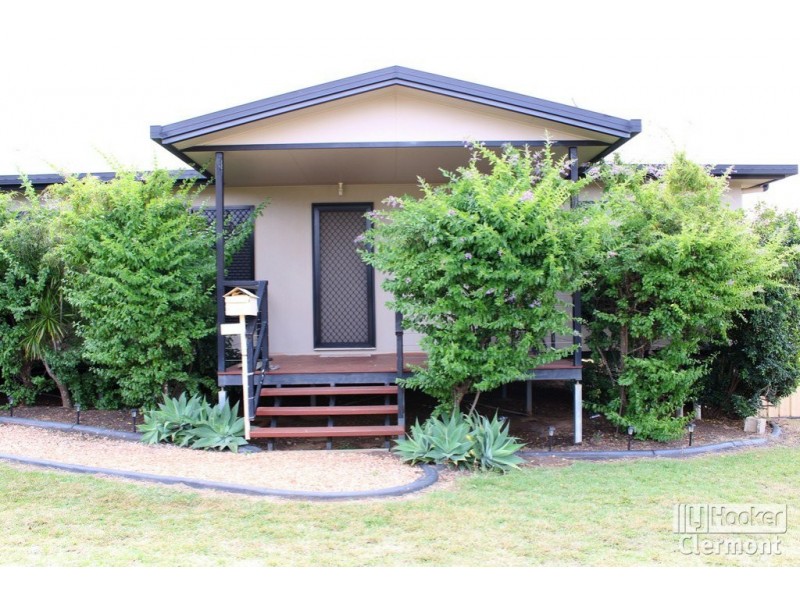 8 East Lane, Clermont QLD 4721